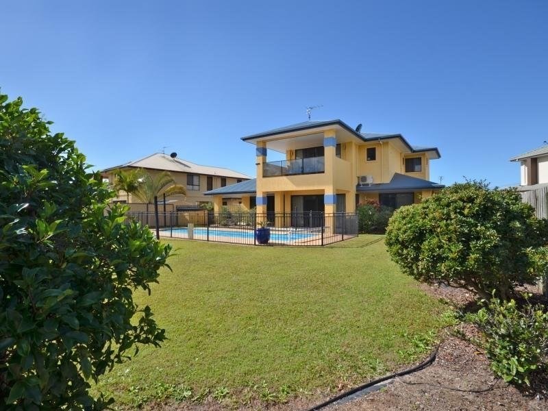 4 Webb Ellis Court, Pelican Waters QLD 4551