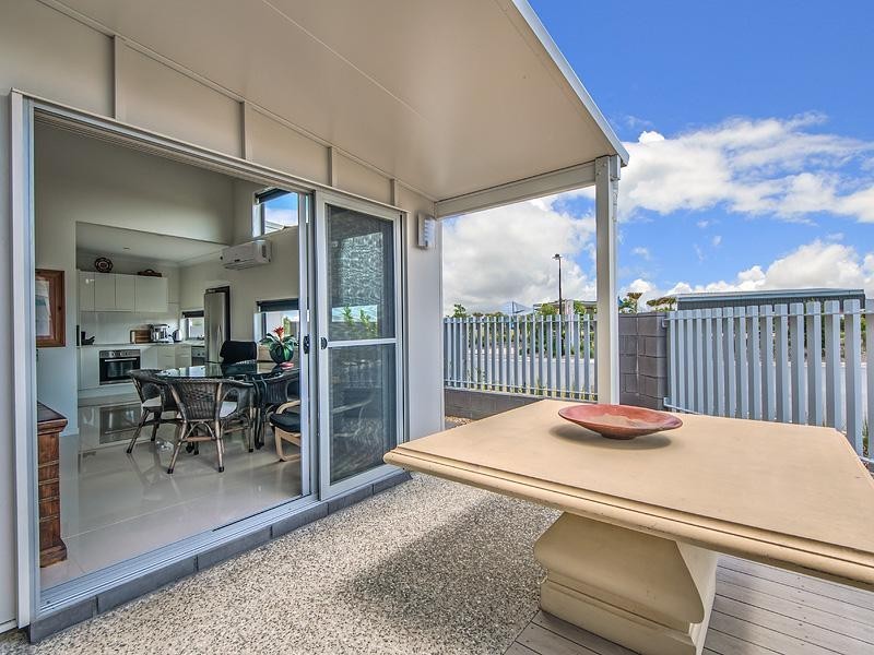 2 Sky Street, Caloundra West QLD 4551