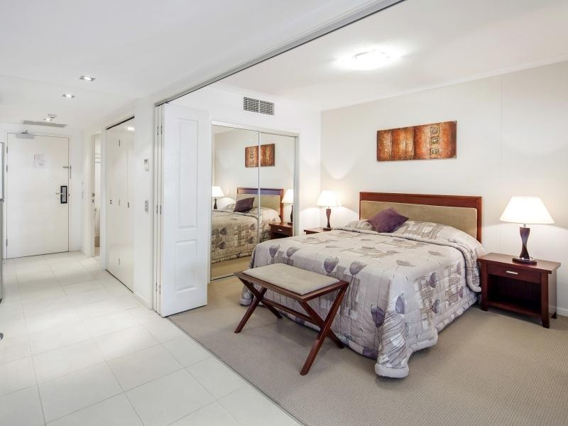 Unit 208 ‘Ocean Views Resort’ 115 Bulcock Street, Caloundra QLD 4551