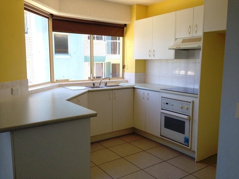 Unit 5 ‘Nautilus’ 44 King Street, Kings Beach QLD 4551