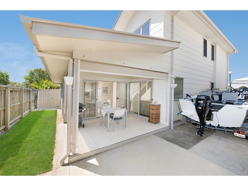 4/4 Lindesay Street, Caloundra West QLD 4551