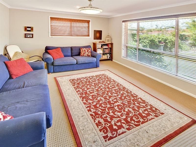 32 Holmes Street, Currimundi QLD 4551