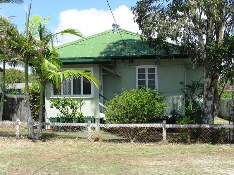 10 Kennedy Parade, Golden Beach QLD 4551