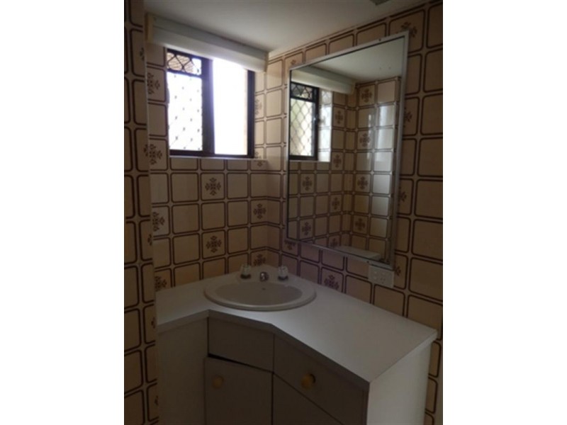 Unit 3 ‘Oceanic Apartments’ 14 Warne Terrace, Kings Beach QLD 4551