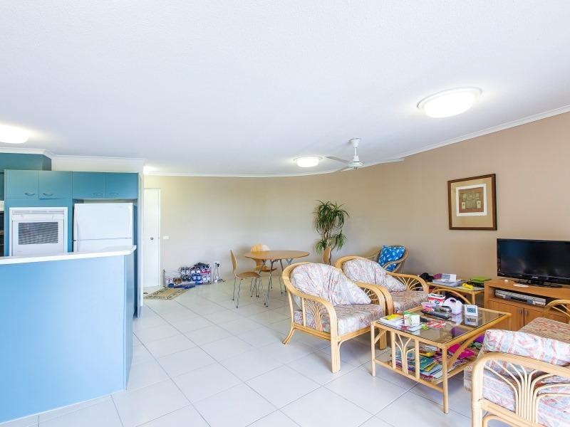 Unit 8 ‘Belvedere Apartments’ 62 Esplanade, Golden Beach QLD 4551