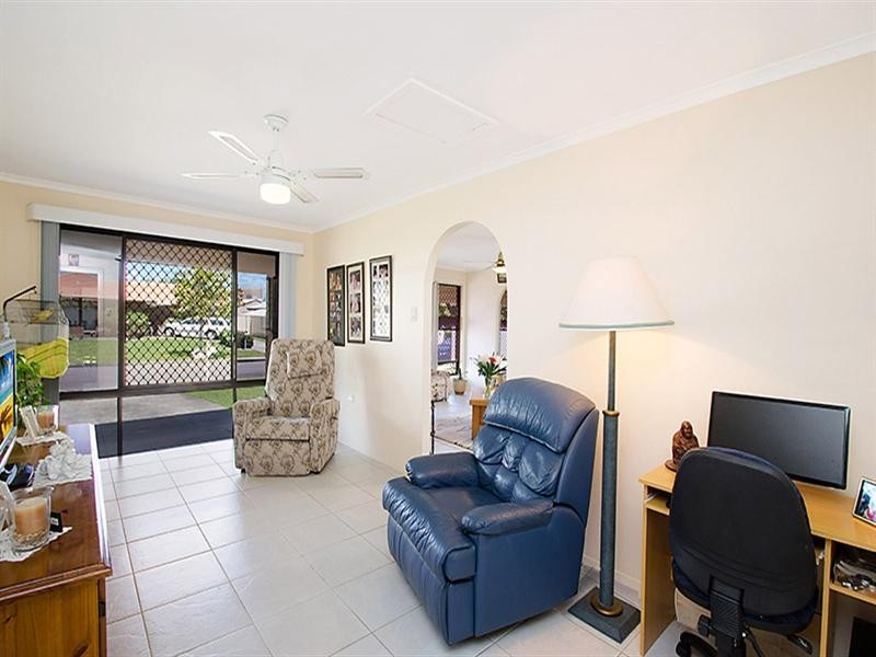 13 Chine Place, Wurtulla QLD 4575