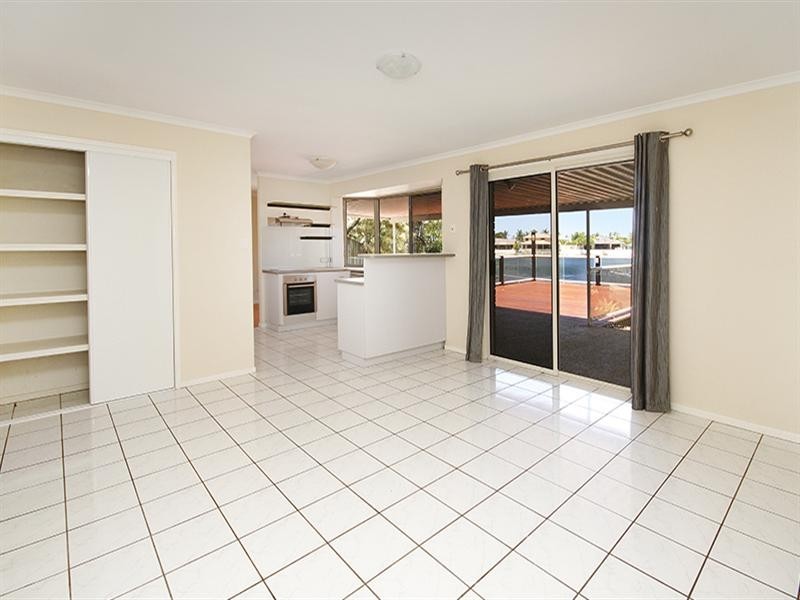 30 Maroochy Waters Drive, Maroochydore QLD 4558