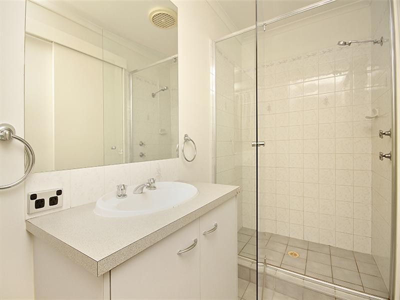 30 Maroochy Waters Drive, Maroochydore QLD 4558