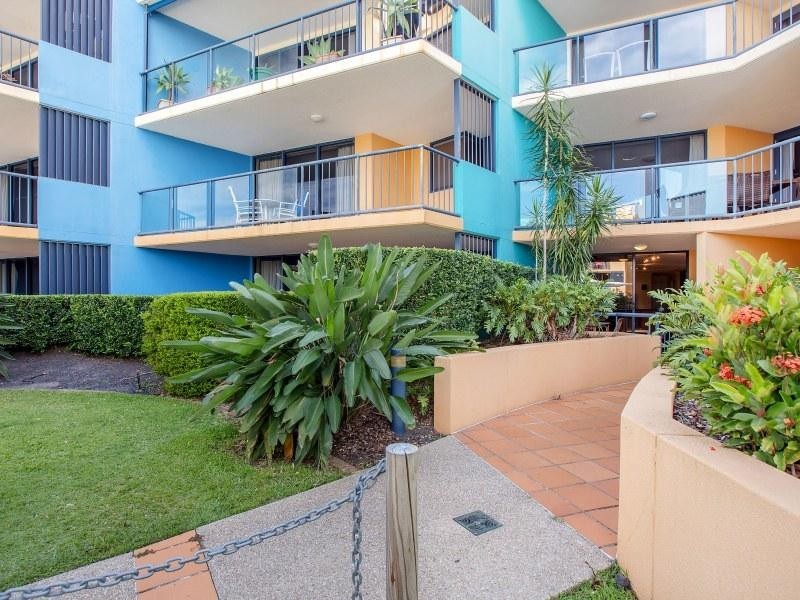 Unit 12 ‘Grand Pacific’ 38 Bulcock Beach Esplanade, Caloundra QLD 4551