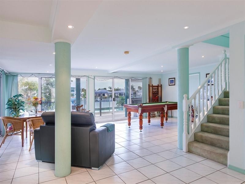 10 Pamphlet Place, Pelican Waters QLD 4551