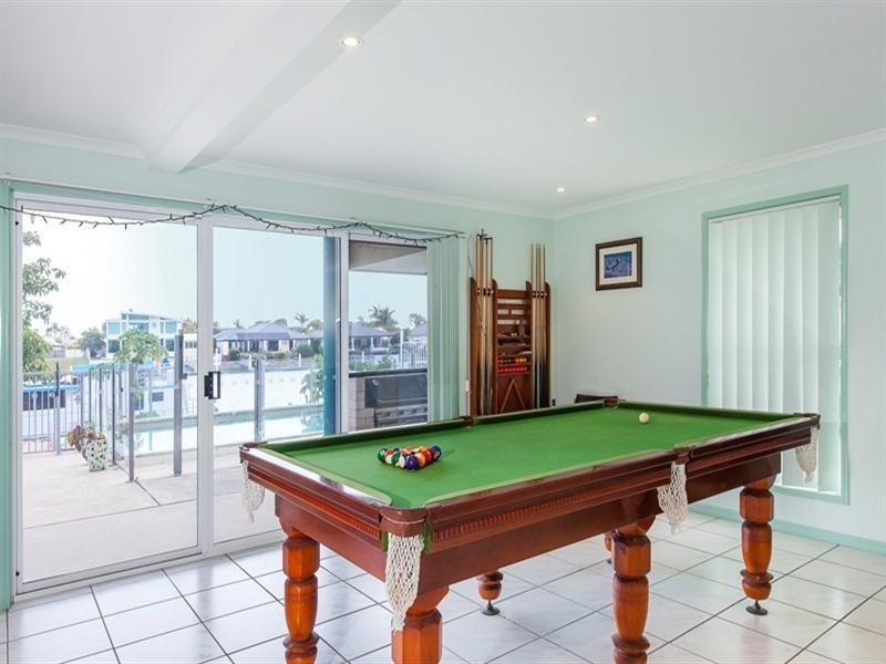 10 Pamphlet Place, Pelican Waters QLD 4551