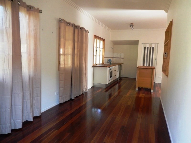 26 Regent Street, Caloundra QLD 4551