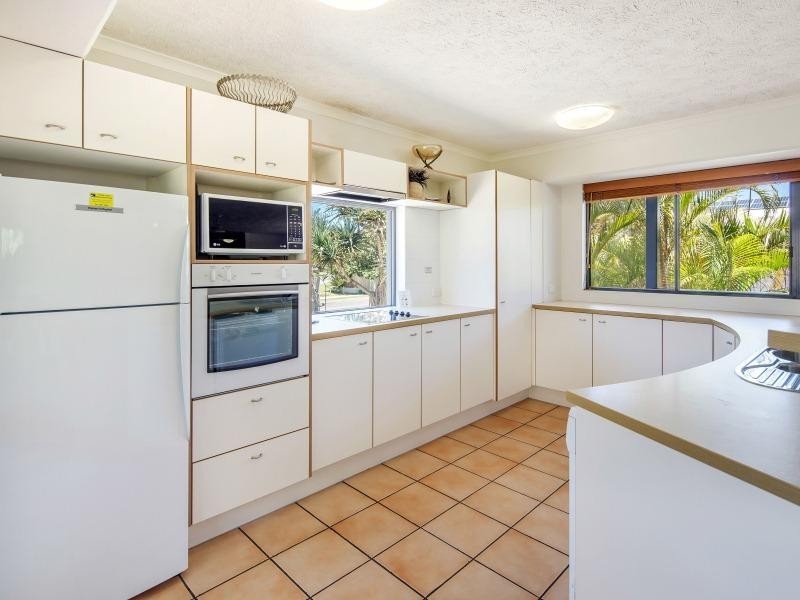 Unit 28 ‘Portobello’ 6 Beerburrum Street, Dicky Beach QLD 4551