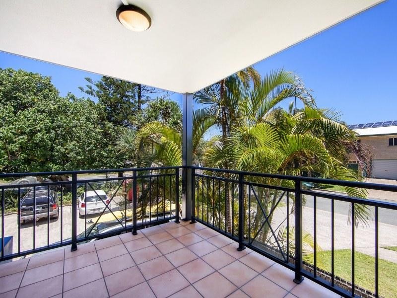 Unit 28 ‘Portobello’ 6 Beerburrum Street, Dicky Beach QLD 4551