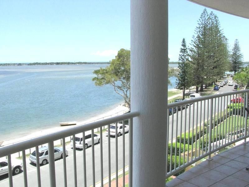 Unit 408 ‘Riviere’ 72 Golden Beach Esplanade, Golden Beach QLD 4551