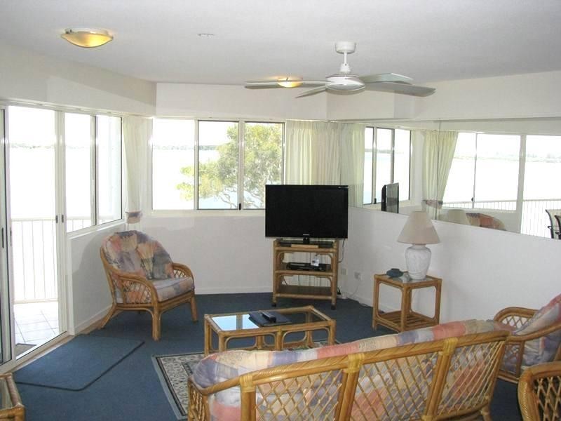 Unit 408 ‘Riviere’ 72 Golden Beach Esplanade, Golden Beach QLD 4551