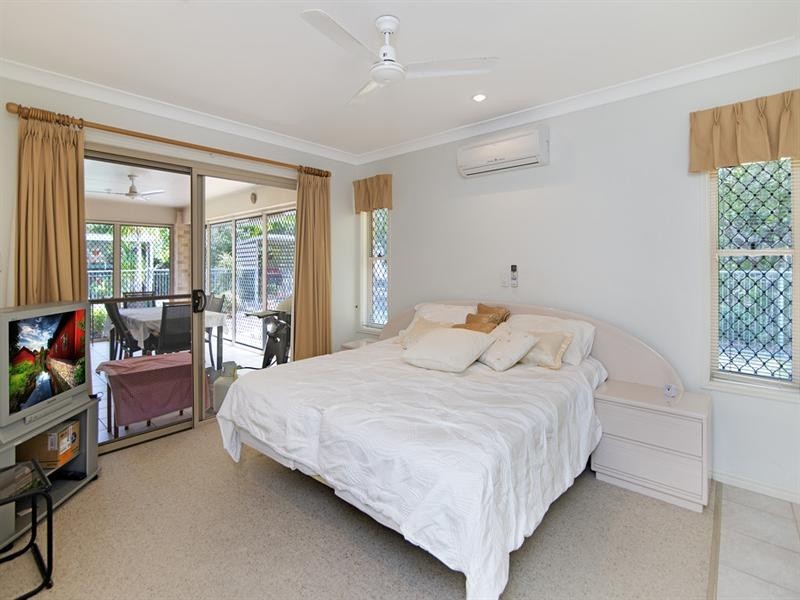 17 Edwardson Drive, Pelican Waters QLD 4551