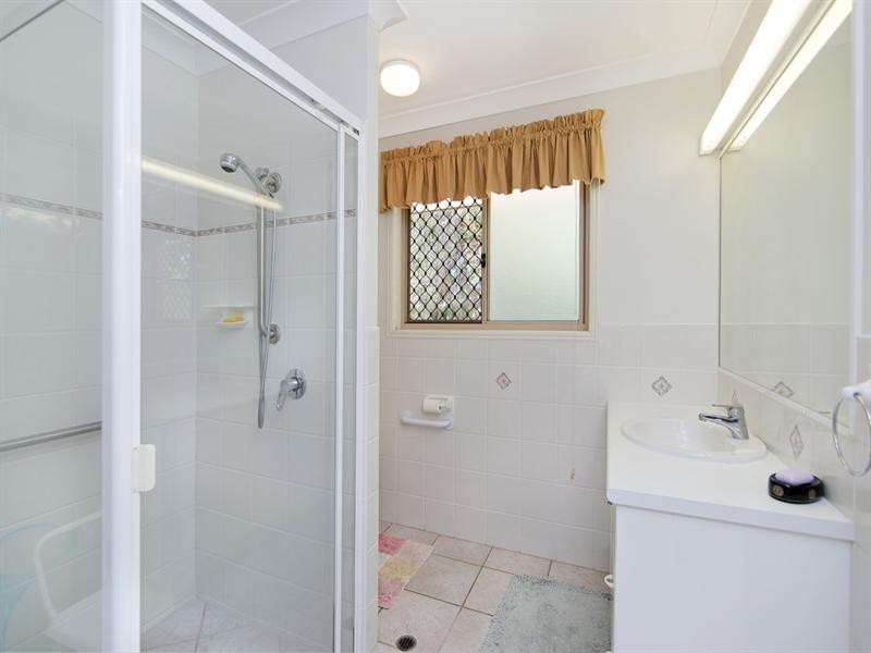 17 Edwardson Drive, Pelican Waters QLD 4551