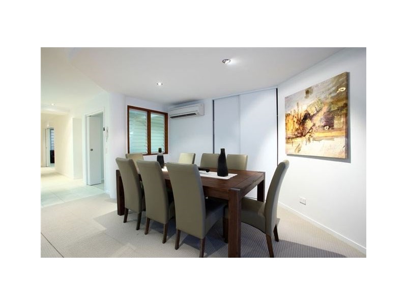 2/4-6 Orvieto Terrace, Kings Beach QLD 4551