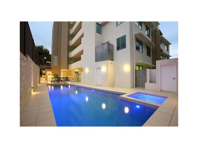 2/4-6 Orvieto Terrace, Kings Beach QLD 4551