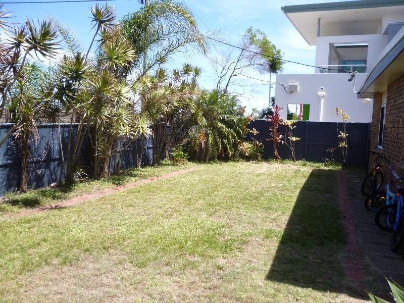 Unit 1 ‘Buddina Lodge’ 62 Nicklin Way, Parrearra QLD 4575