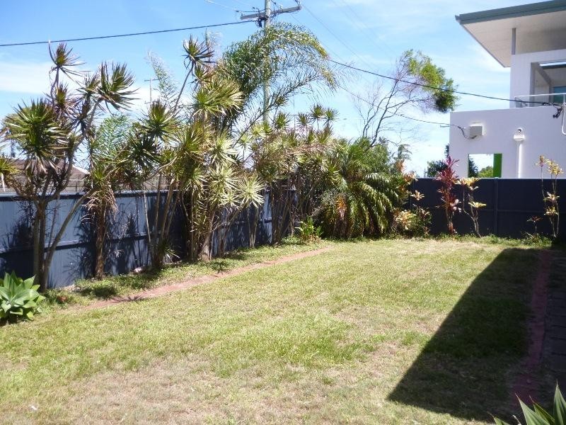 Unit 1 ‘Buddina Lodge’ 62 Nicklin Way, Parrearra QLD 4575