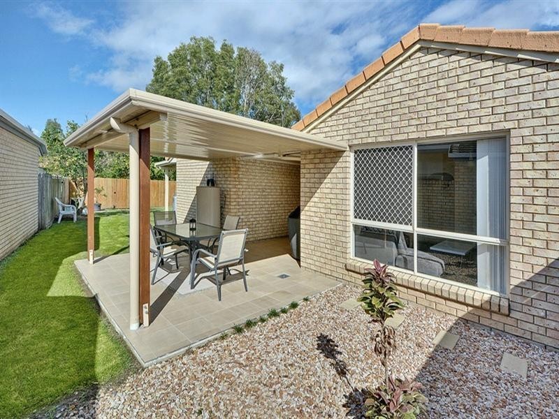 39 Lakeshore Place, Little Mountain QLD 4551