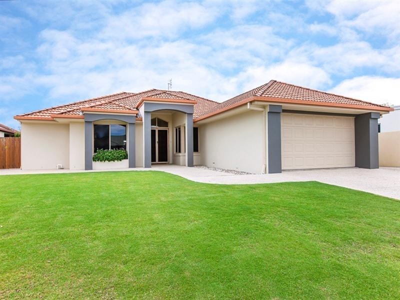 5 Campbellville Circuit, Pelican Waters QLD 4551