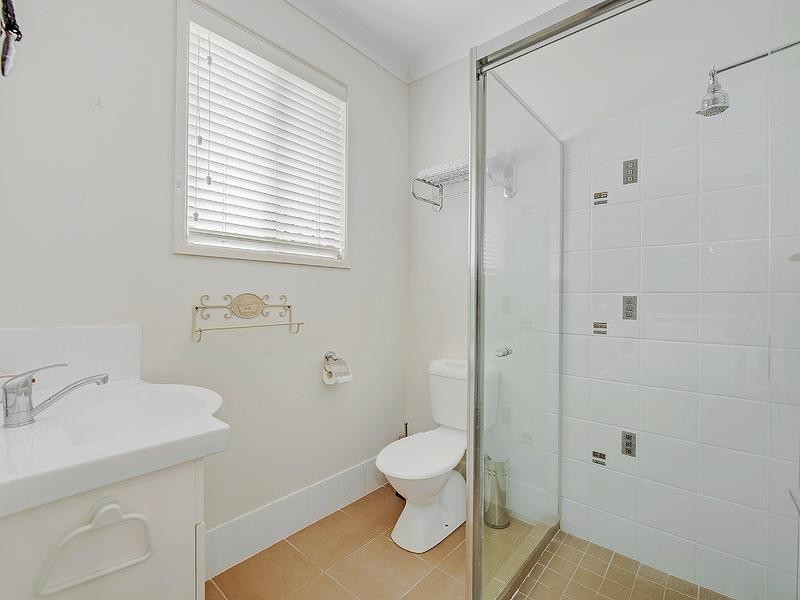 21 Barrine Crescent, Caloundra West QLD 4551