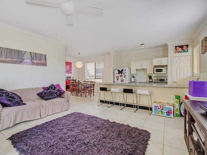 21 Barrine Crescent, Caloundra West QLD 4551