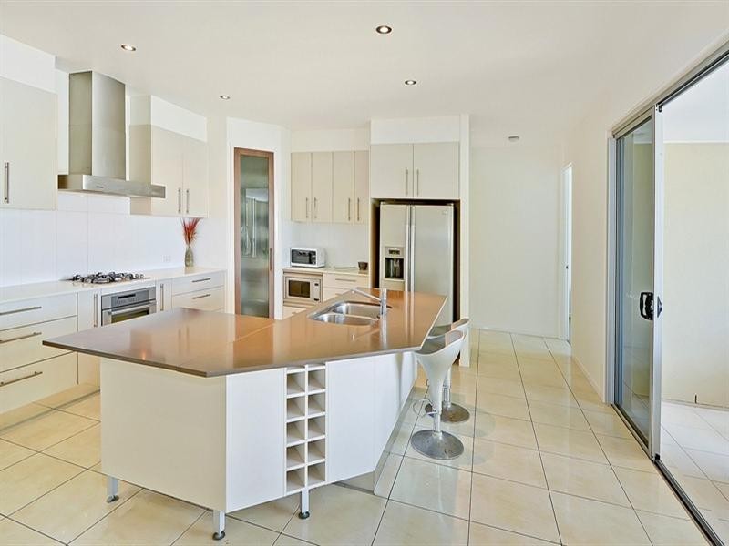 20 Artunga Place, Pelican Waters QLD 4551