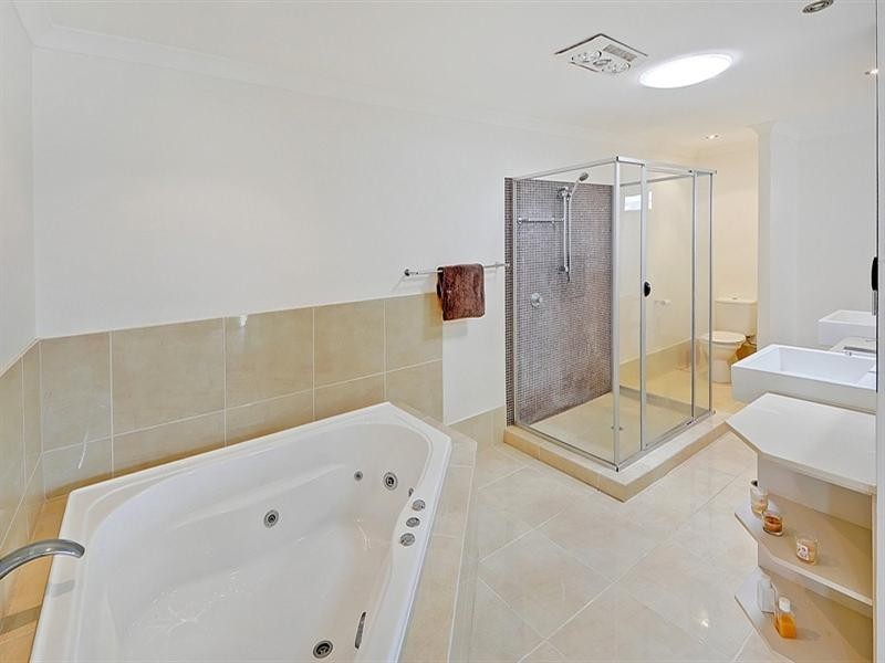 20 Artunga Place, Pelican Waters QLD 4551