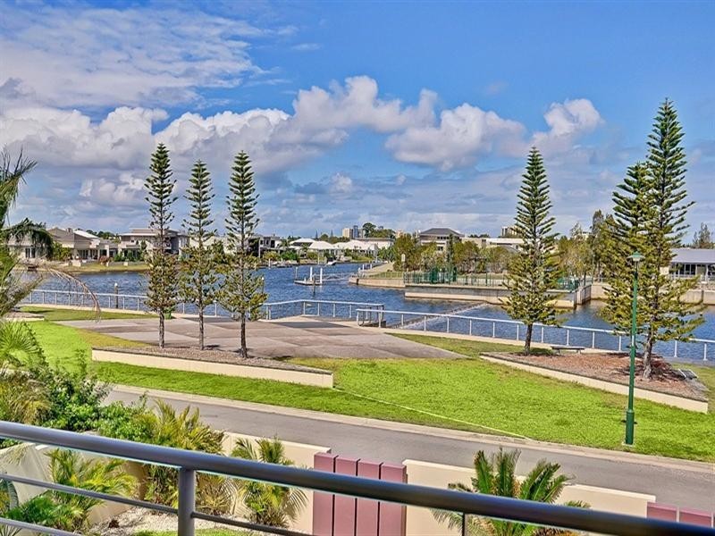 20 Artunga Place, Pelican Waters QLD 4551