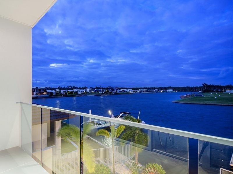 67 Bellanboe Circuit, Pelican Waters QLD 4551