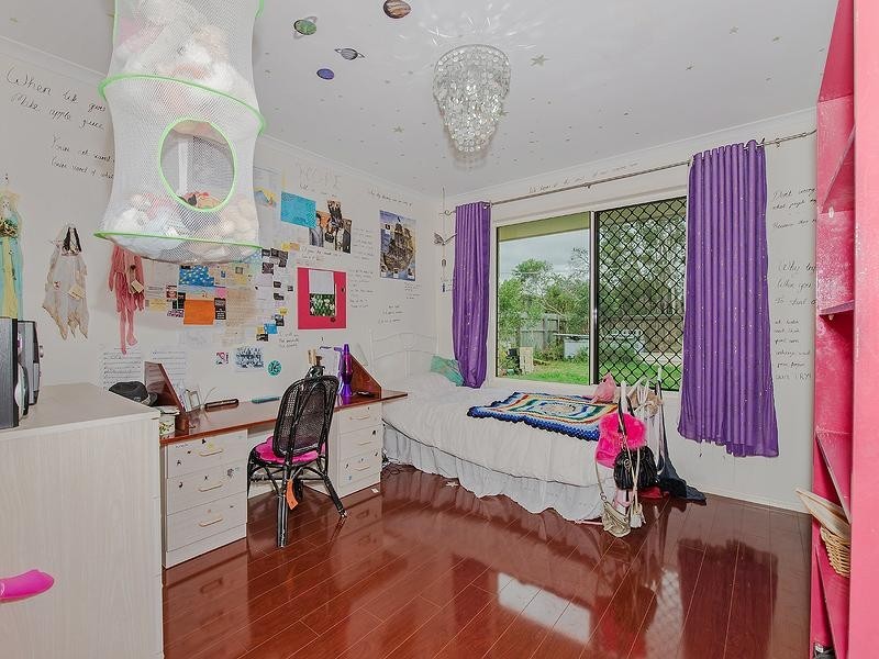 18 Eyre Place, Caloundra West QLD 4551