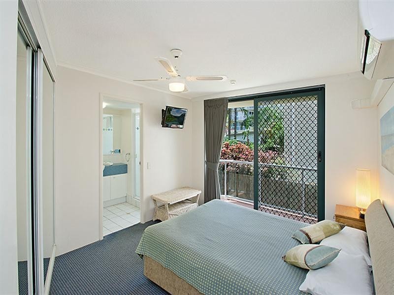 Unit 5 ‘The Waterview’ 14 Bulcock Beach Esplanade, Caloundra QLD 4551