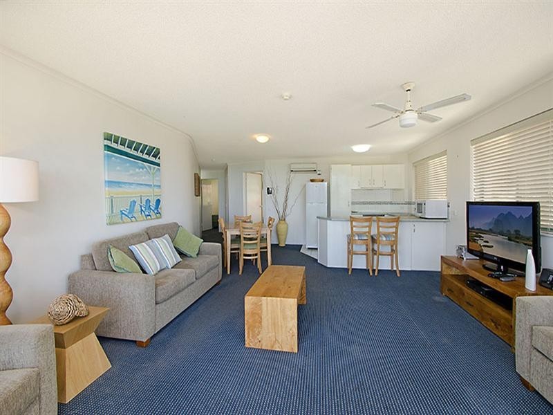 Unit 5 ‘The Waterview’ 14 Bulcock Beach Esplanade, Caloundra QLD 4551