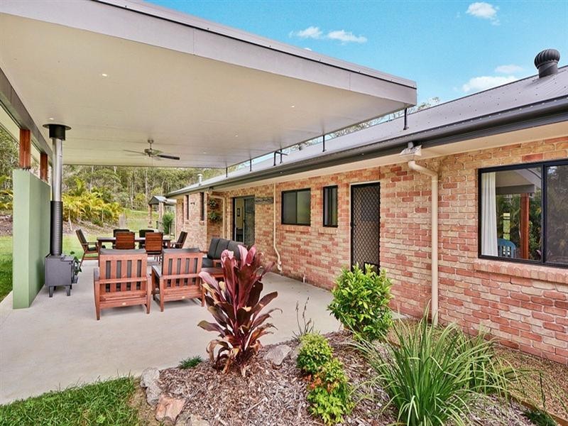 38 Amigh Road, Landsborough QLD 4550