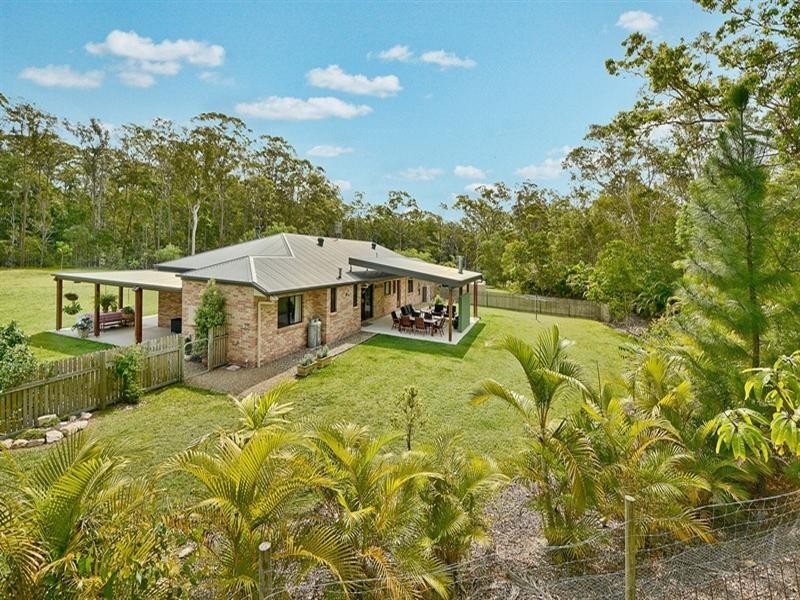 38 Amigh Road, Landsborough QLD 4550