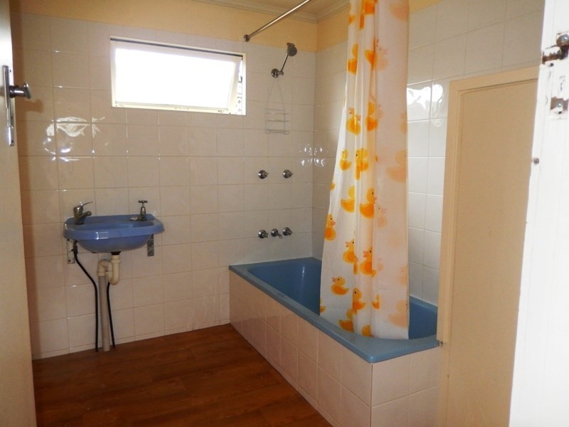 22 Cook Street, Golden Beach QLD 4551