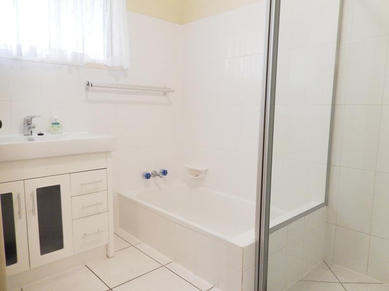 1 Cunningham Court, Golden Beach QLD 4551