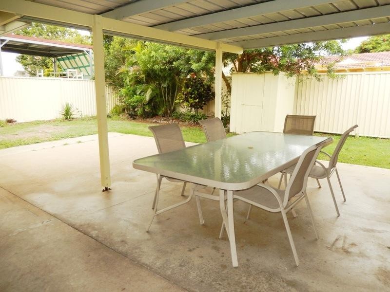 1 Cunningham Court, Golden Beach QLD 4551