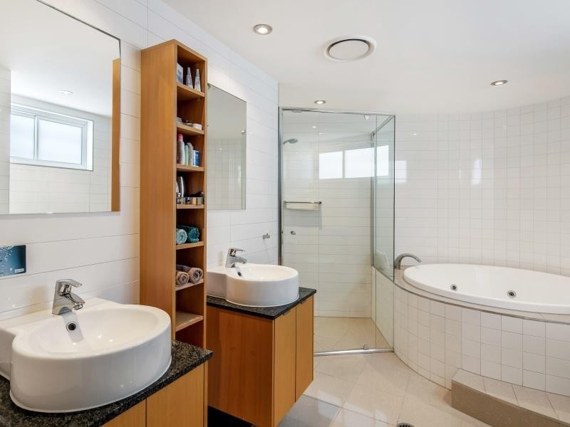 Unit 401 ‘Rumba Resort’ 10 Leeding Terrace, Caloundra QLD 4551