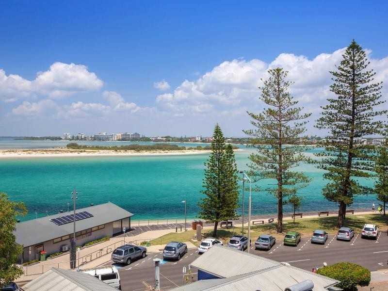 Unit 401 ‘Rumba Resort’ 10 Leeding Terrace, Caloundra QLD 4551