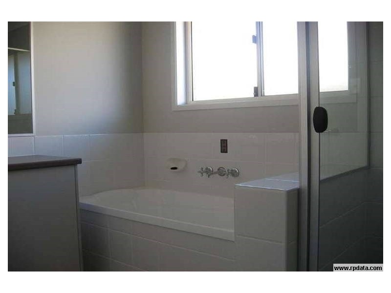 23 Bangalore Close, Caloundra West QLD 4551