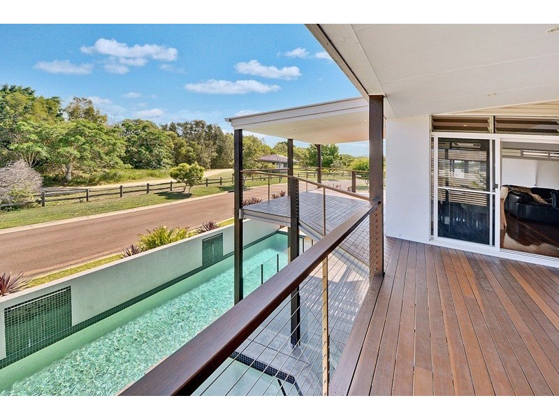 2 Elimbah Street, Pelican Waters QLD 4551
