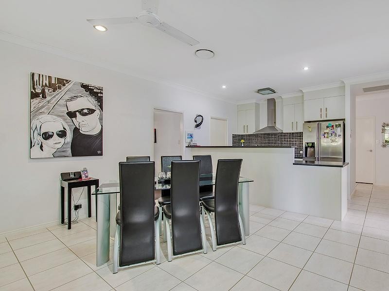 10 Gairdner Street, Caloundra West QLD 4551