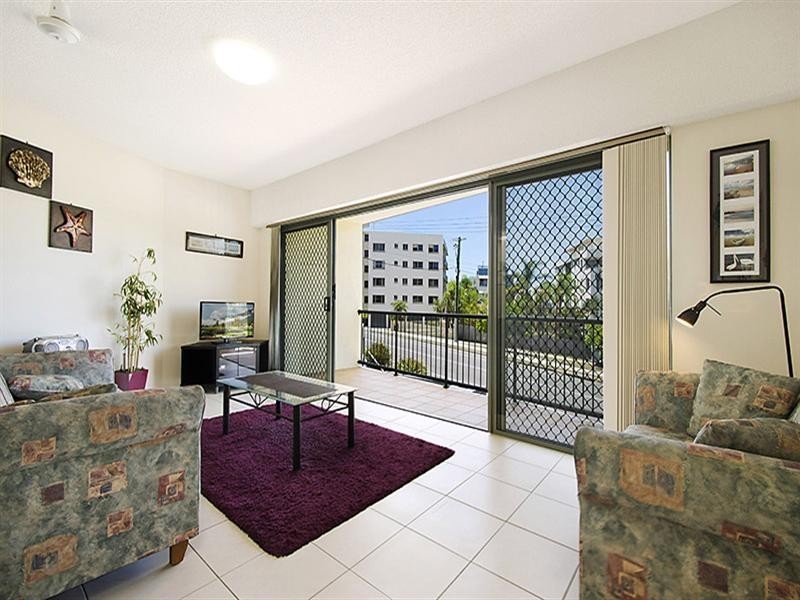 Unit 2 ‘Kings Bay’ 18 Mahia Terrace, Kings Beach QLD 4551