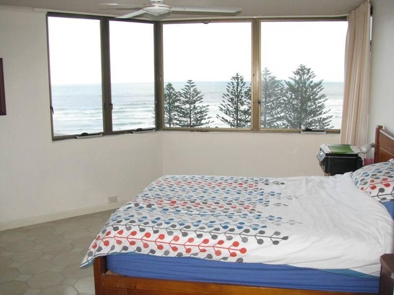 Unit 9 ‘Araluen’ 10 Bulcock Beach Esplanade, Caloundra QLD 4551
