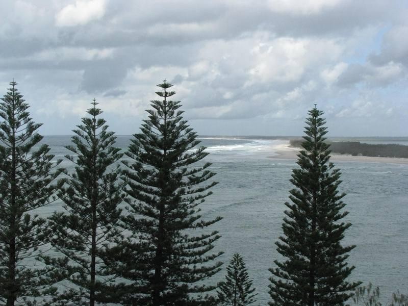 Unit 9 ‘Araluen’ 10 Bulcock Beach Esplanade, Caloundra QLD 4551